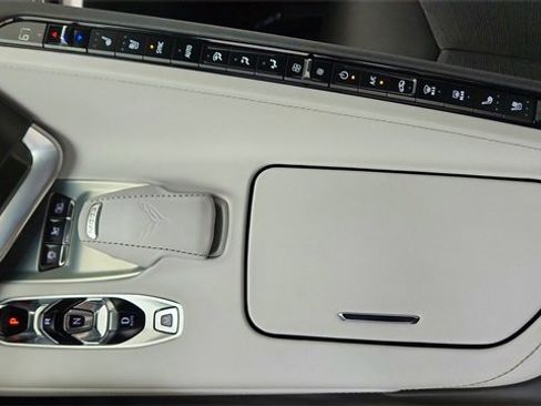 Used 2022 Chevrolet Corvette Stingray image 45