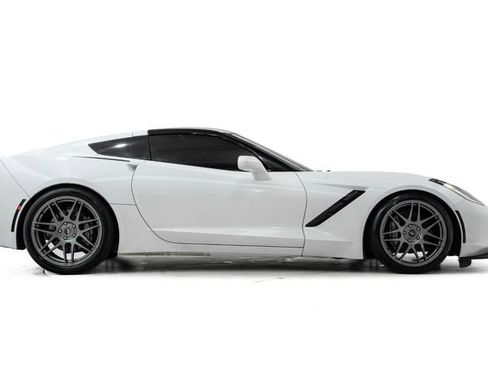 Used 2014 Chevrolet Corvette Stingray Coupe w/ 2LT Preferred Equipment Group RWD image 5