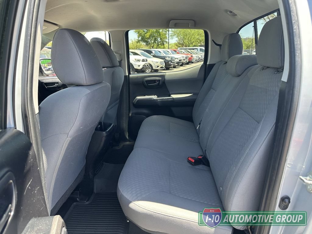 Used 2021 Toyota Tacoma SR5 RWD image 15