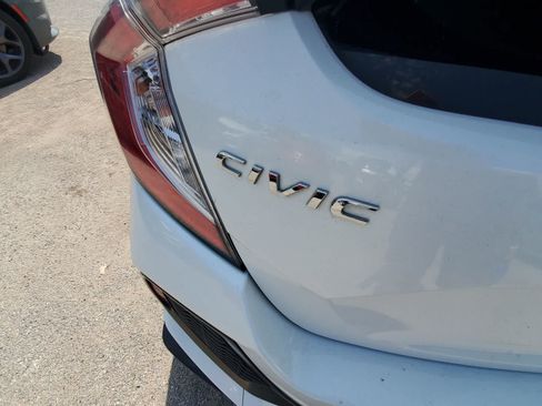 Used 2017 Honda Civic Sport Touring image 10
