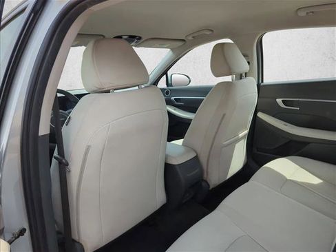Used 2024 Hyundai Sonata SEL FWD image 15