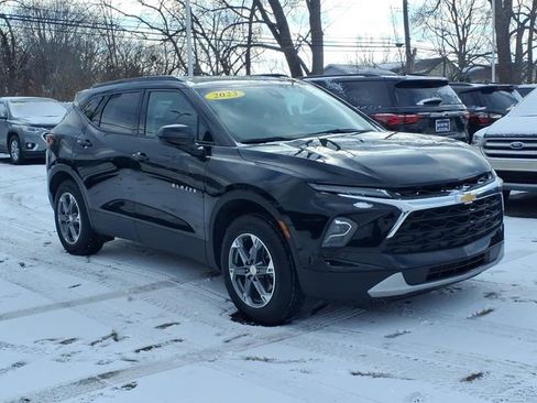 Certified 2023 Chevrolet Blazer LT w/ Convenience Package image 3