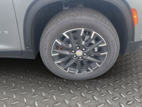 New 2026 Chevrolet Traverse LT w/ Sun and Wheel Package image 24