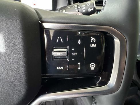 Certified 2025 Land Rover Discovery Sport S image 30