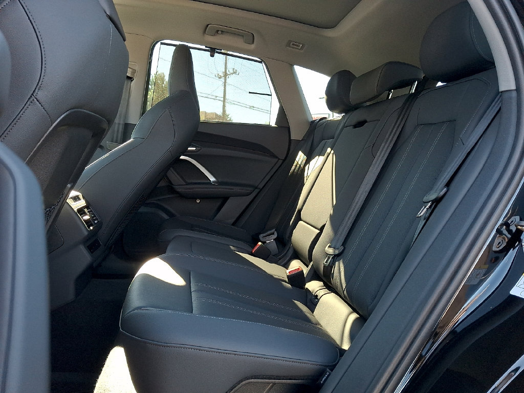 New 2026 Audi Q5 Premium Plus AWD/4WD image 9