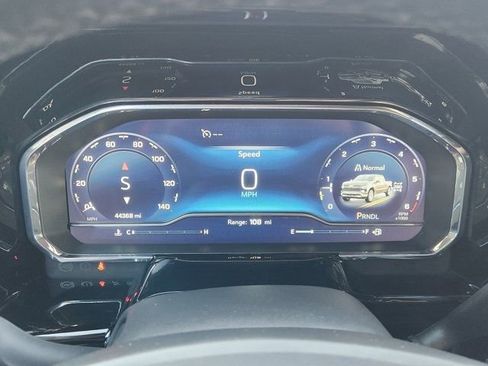 Used 2023 Chevrolet Silverado 1500 LT image 7