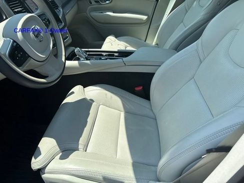 Certified 2025 Volvo XC90 T8 Ultra w/ Protection Package AWD/4WD image 17