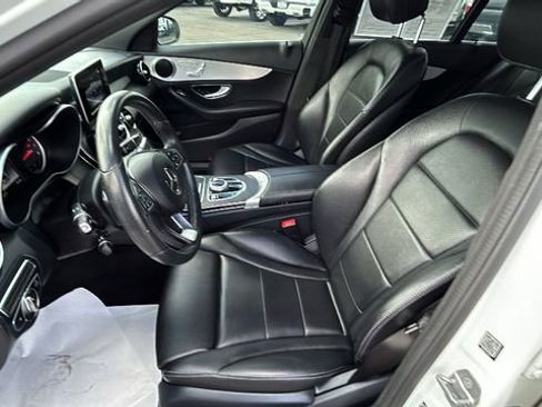 Used 2018 Mercedes-Benz C 300 Sedan image 17