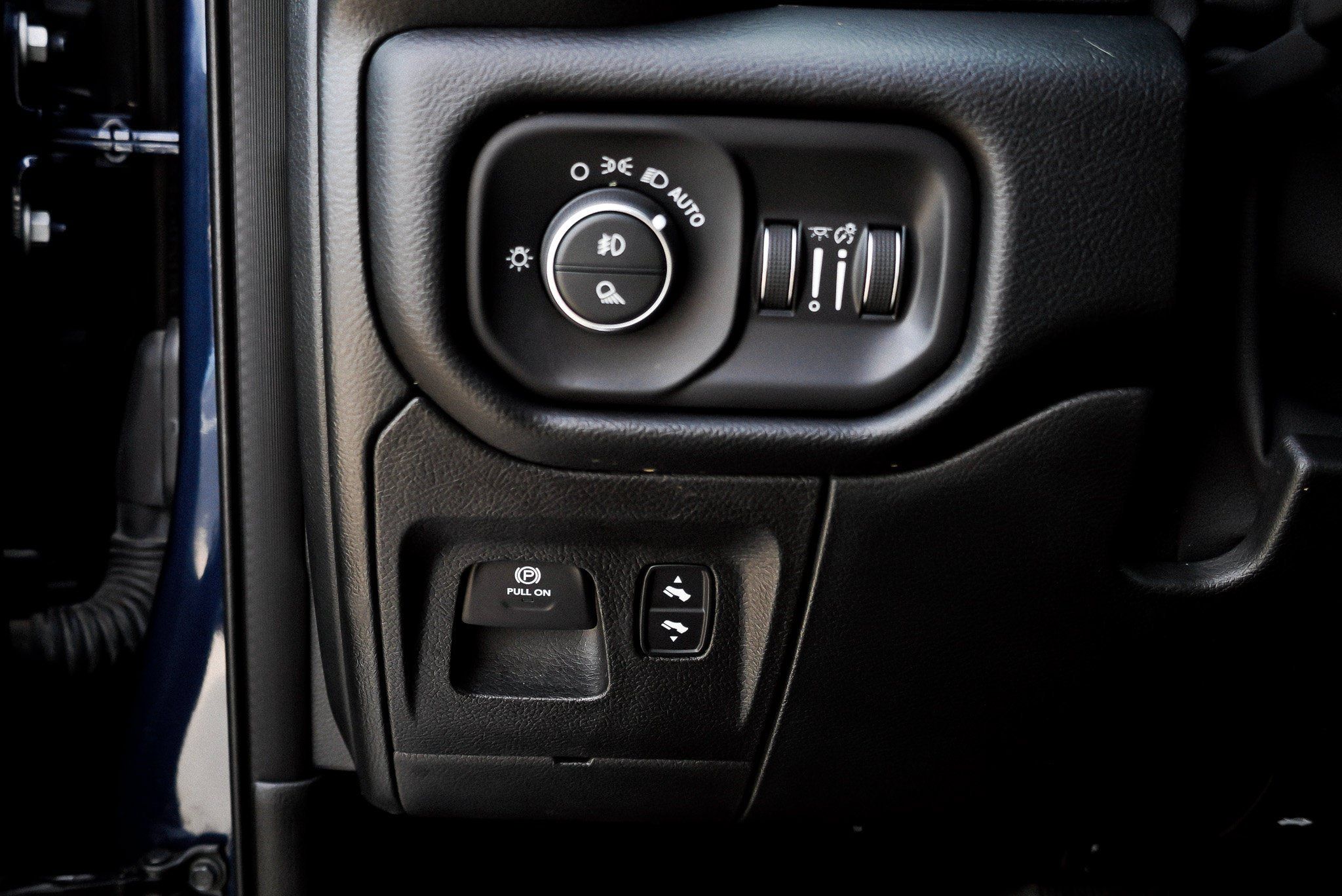 Used 2022 RAM 1500 Laramie AWD/4WD image 19