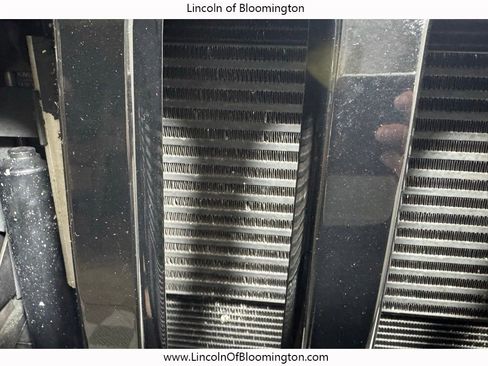 Used 2012 Jeep Wrangler Unlimited Sahara w/ Connectivity Group image 11