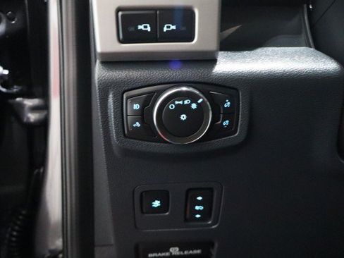Used 2022 Ford F250 Lariat w/ Lariat Ultimate Package AWD/4WD image 35