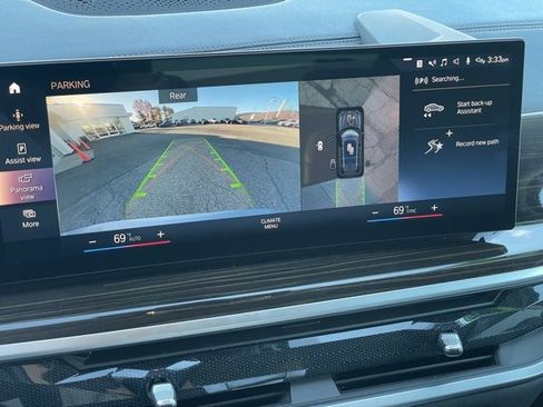 Certified 2023 BMW X7 xDrive40i w/ Executive Package image 23