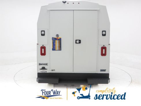 Used 2024 Chevrolet Express 3500 w/ Power Convenience Package image 4