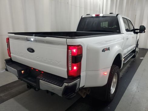 Used 2025 Ford F350 Lariat AWD/4WD image 4