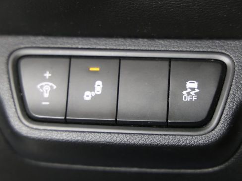 Used 2023 Kia Forte GT-Line w/ GT-Line Premium Package image 10