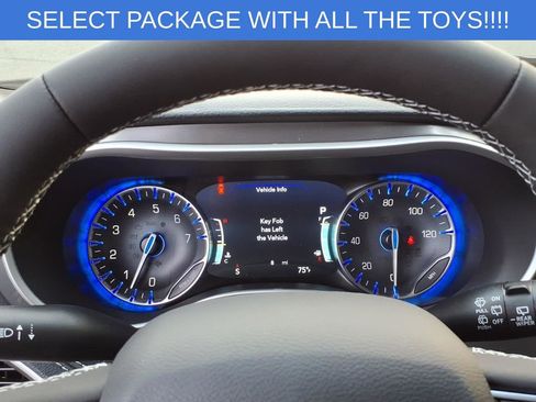 New 2026 Chrysler Pacifica Select FWD image 16
