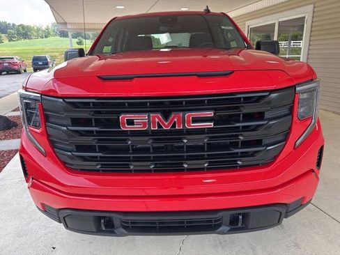 New 2026 GMC Sierra 1500 Pro w/ Graphite Edition image 12