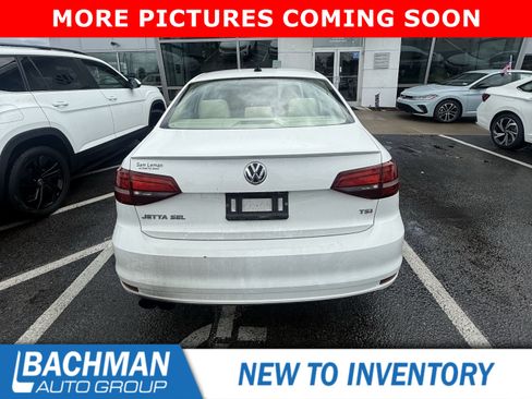 Used 2016 Volkswagen Jetta SEL FWD image 5