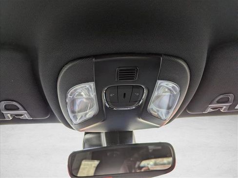 New 2026 Jeep Compass Latitude image 20