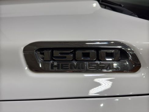 Used 2022 RAM 1500 Big Horn AWD/4WD image 10