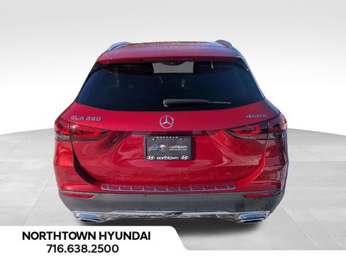 Used 2021 Mercedes-Benz GLA 250 4MATIC image 13