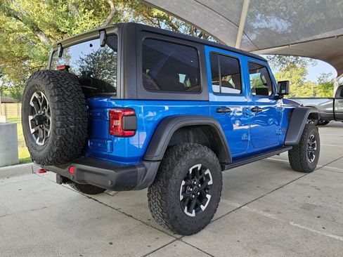 Used 2024 Jeep Wrangler Unlimited Rubicon w/ Capability Package AWD/4WD image 5
