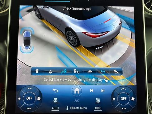 Used 2022 Mercedes-Benz SL 63 AMG 4MATIC image 24