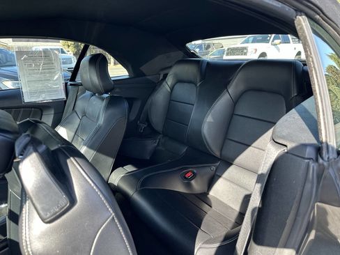 Used 2016 Ford Mustang Premium image 18