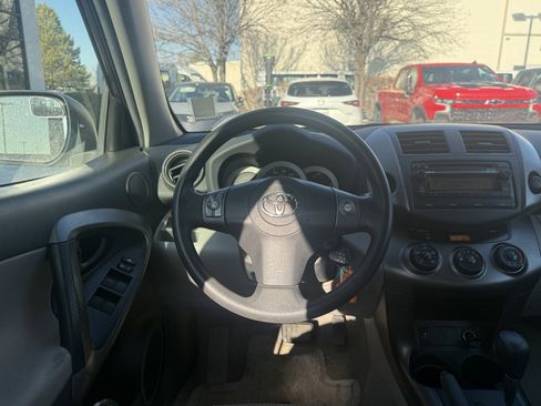 Used 2012 Toyota RAV4 4WD V6 image 22