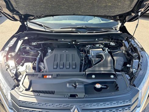 New 2026 Mitsubishi Eclipse Cross Black Edition image 29