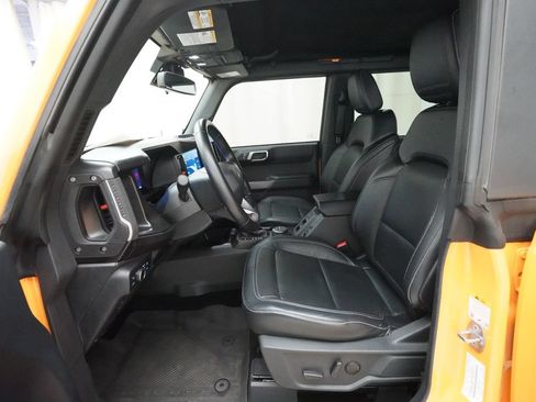 Used 2021 Ford Bronco First Edition AWD/4WD image 7