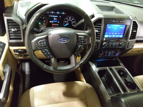 Used 2020 Ford F150 XLT w/ Equipment Group 302A Luxury AWD/4WD image 22