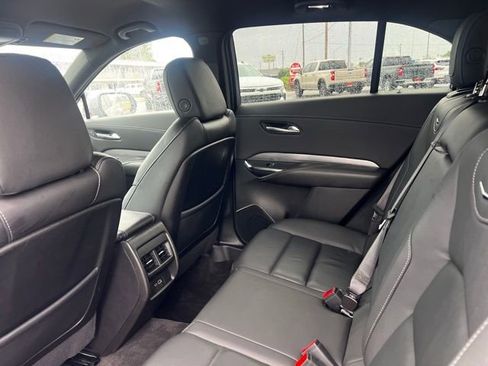 Used 2024 Cadillac XT4 Premium Luxury FWD image 19