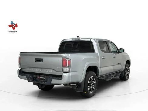 Used 2022 Toyota Tacoma TRD Sport RWD image 6