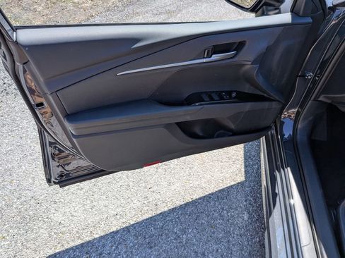 New 2026 Toyota Camry SE FWD image 7