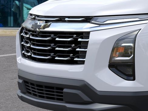 New 2026 Chevrolet Equinox LT FWD image 13
