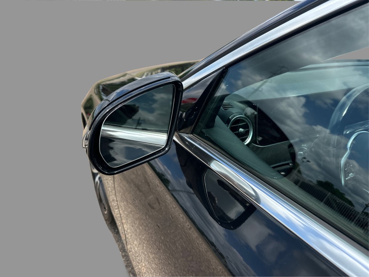 Used 2020 Mercedes-Benz E 350 4MATIC Sedan w/ Parking Assistance Package image 36