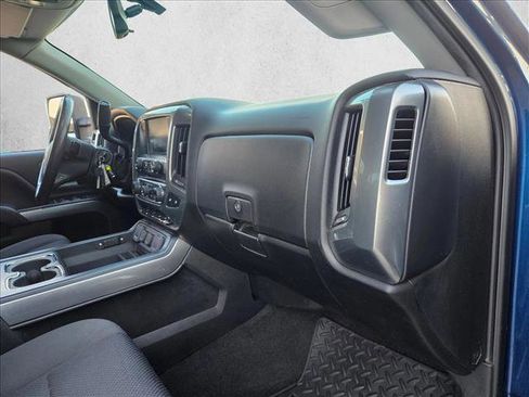 Used 2018 Chevrolet Silverado 1500 LT w/ Texas Edition image 17