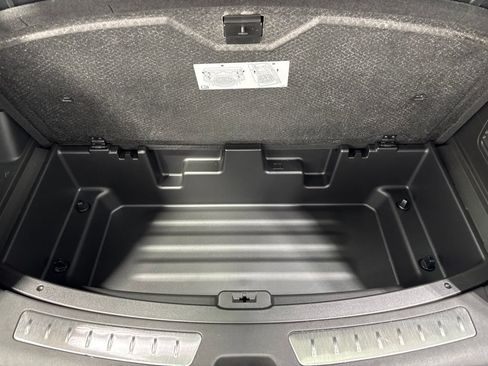 Used 2023 Buick Enclave Essence w/ Experience Buick Package AWD/4WD image 50