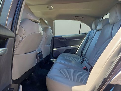 Used 2024 Toyota Camry SE w/ Convenience Package image 13