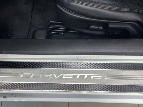 Used 2009 Chevrolet Corvette Coupe w/ Preferred Equipment Group RWD image 13
