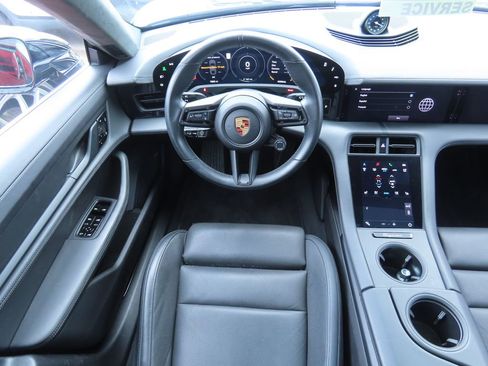 Used 2020 Porsche Taycan Turbo image 5