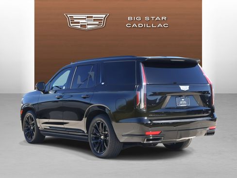 Used 2024 Cadillac Escalade Sport w/ LPO, ONYX Package image 3