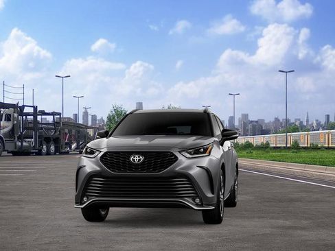 New 2026 Toyota Highlander XSE image 18
