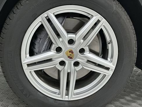 Used 2015 Porsche Cayenne Diesel AWD/4WD image 10