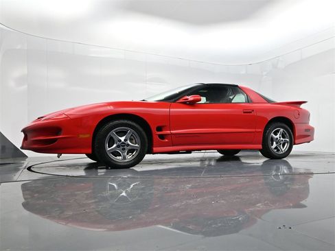 Used 2001 Pontiac Firebird Formula w/ Protection Group image 32