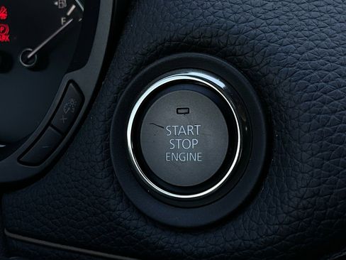 Used 2025 MAZDA CX-70 3.3 Turbo w/ Preferred Package image 31