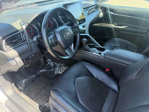 Used 2023 Toyota Camry XSE FWD image 12