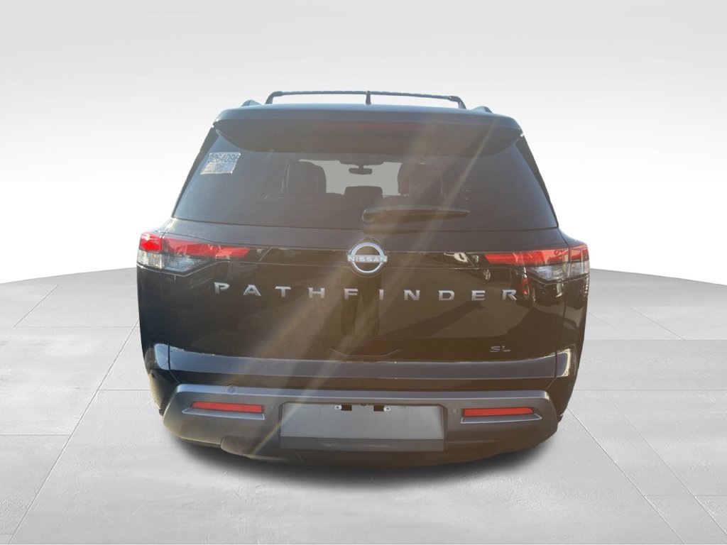 Used 2026 Nissan Pathfinder SL FWD image 7