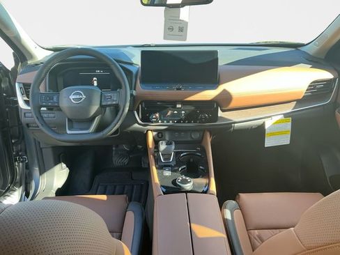 New 2026 Nissan Rogue Platinum image 12